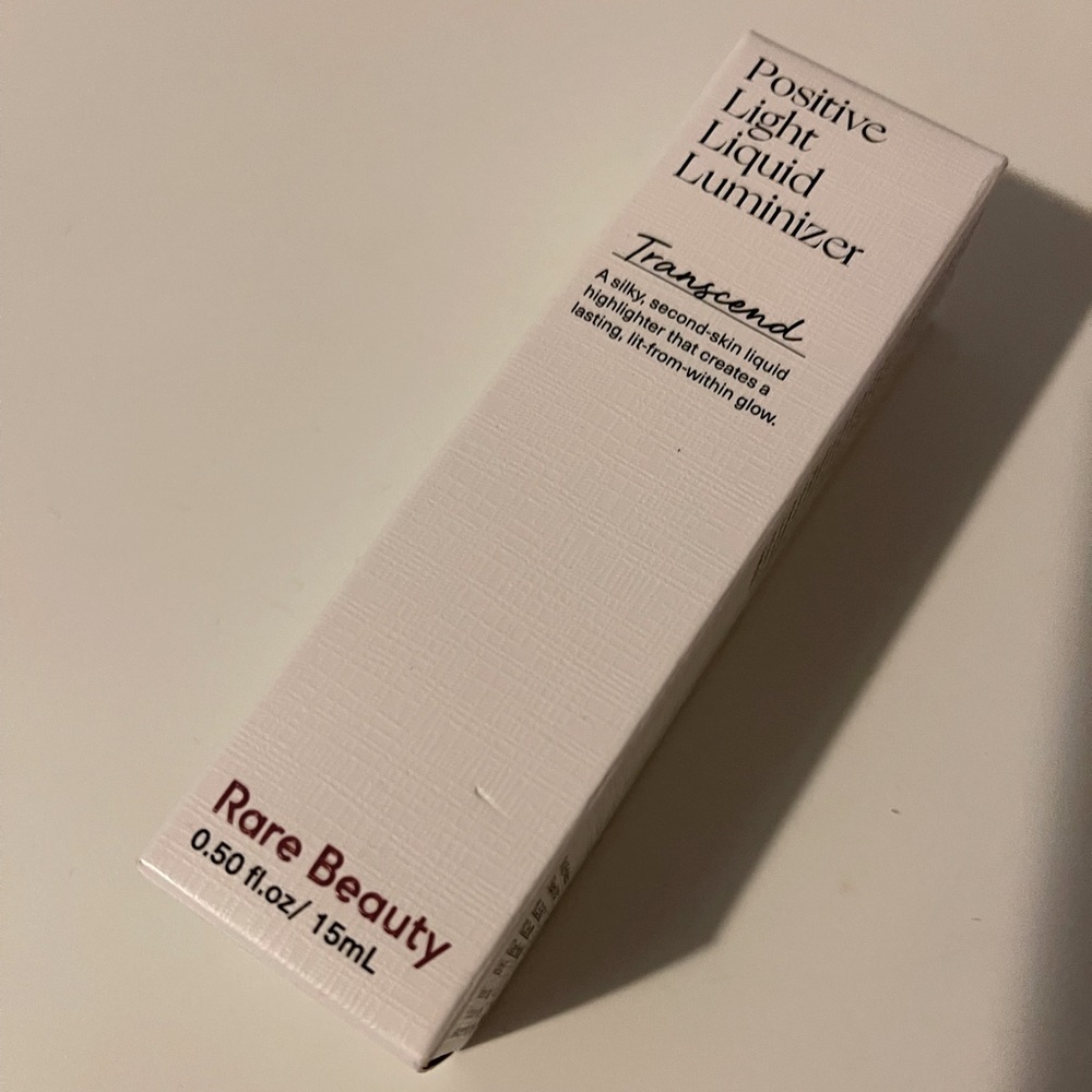 Rare beauty liquid luminizer